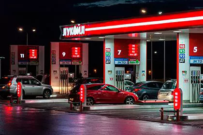 Опоры освещения на АЗС «Лукойл», г. Орлов